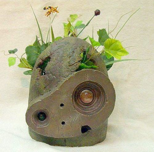 Castle in the Sky Plant Pot Robot Helmet 31 cm - Image 3