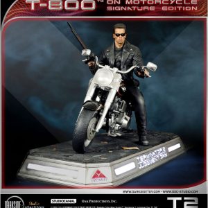Terminator 2 Statue T-800 On Motorcycle Limited Signature Edition 70 cm