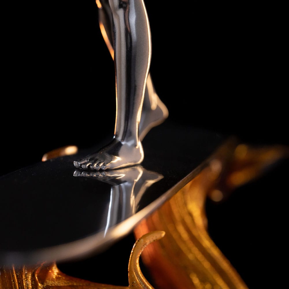 Fantastic Four Art Scale Statue 1/10 Silver Surfer 27 cm - Image 8