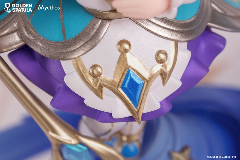 Golden Spatula PVC Statue Prestige Perfume Gem Chibi Janna Figure 17 cm - Image 5