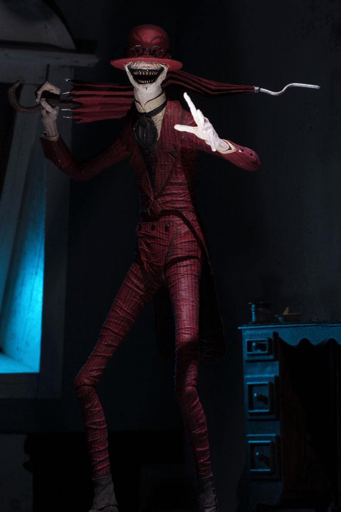 The Conjuring Universe Action Figure Ultimate Crooked Man 23 cm - Image 5