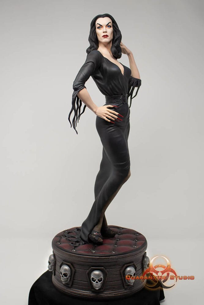 Vampira Statue 1/6 Queen of the Ghouls 43 cm - Image 6