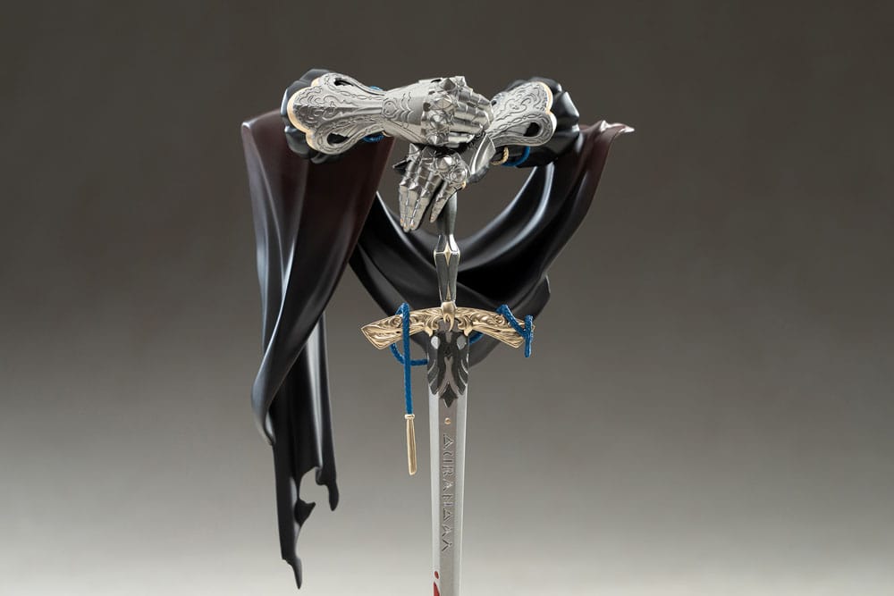 Reverse: 1999 Limepie Series PVC Statue Knight 17 cm - Image 6