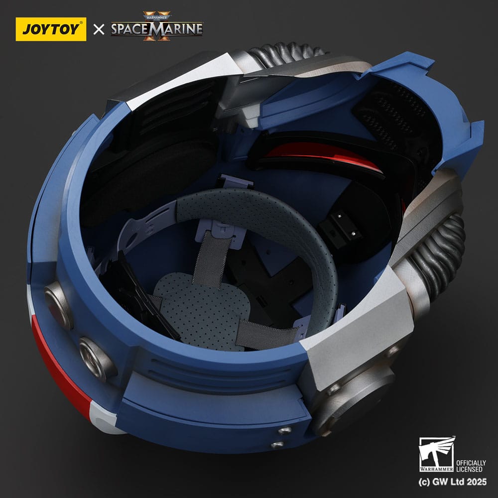 Warhammer 40,000: Space Marine 2 Replica Ultramarines Lieutenant Titus helmet 30 cm - Image 5