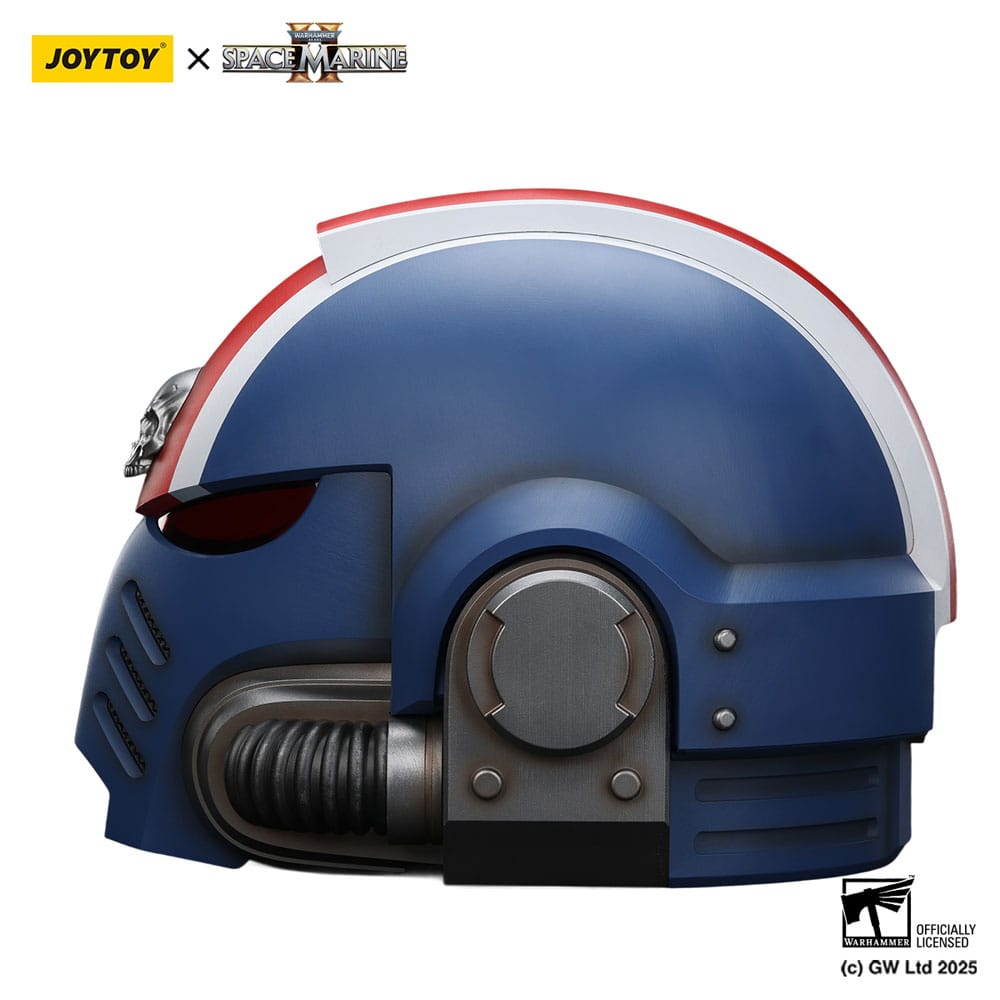 Warhammer 40,000: Space Marine 2 Replica Ultramarines Lieutenant Titus helmet 30 cm - Image 8