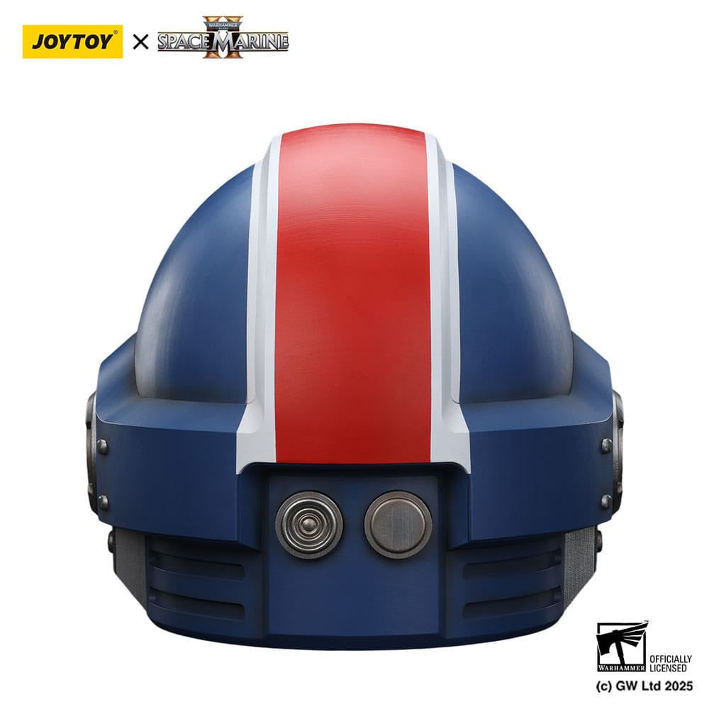 Warhammer 40,000: Space Marine 2 Replica Ultramarines Lieutenant Titus helmet 30 cm - Image 9