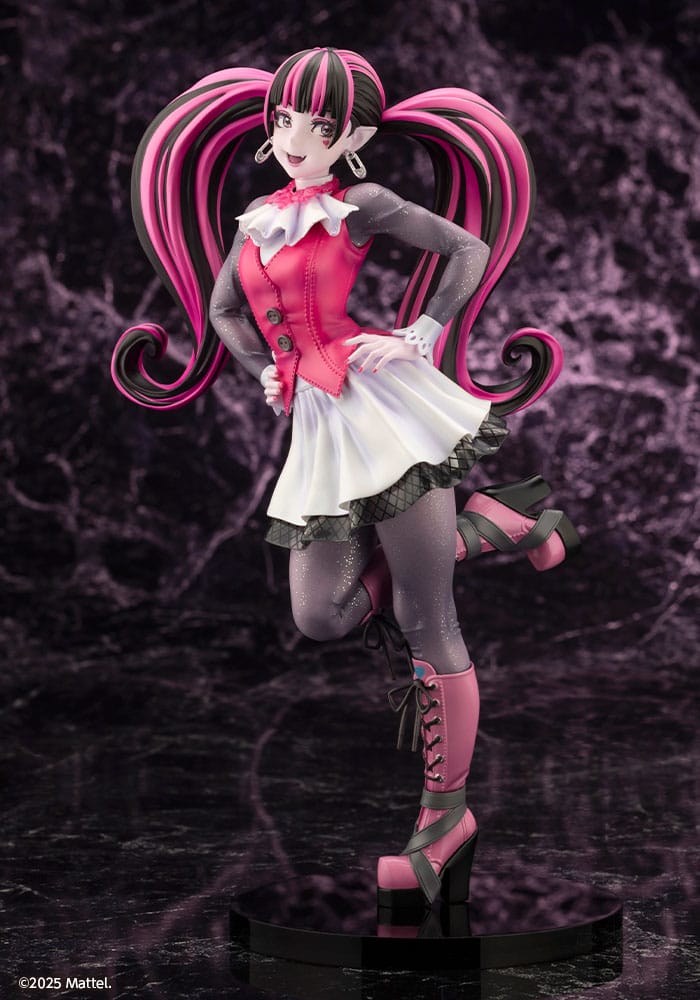 Monster High Bishoujo PVC Statue 1/7 Draculaura 26 cm - Image 2