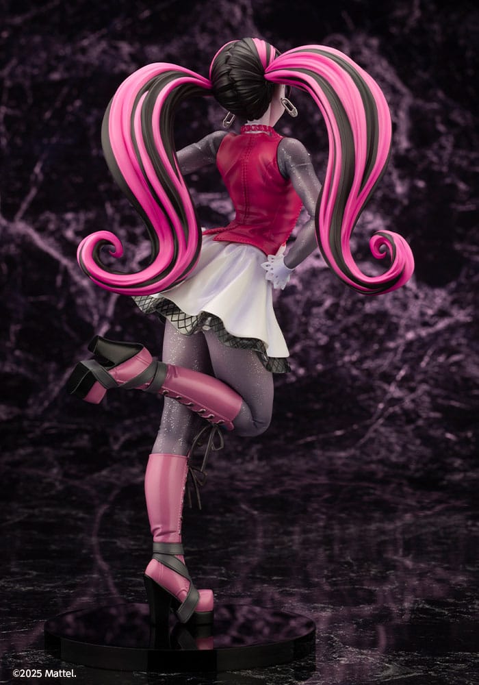 Monster High Bishoujo PVC Statue 1/7 Draculaura 26 cm - Image 6