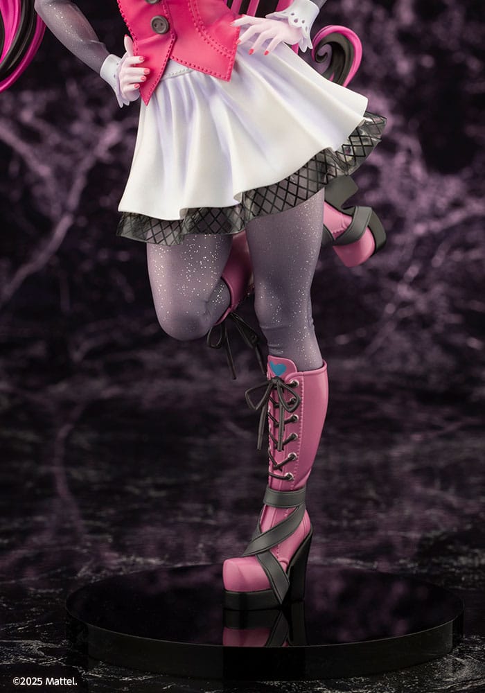 Monster High Bishoujo PVC Statue 1/7 Draculaura 26 cm - Image 10