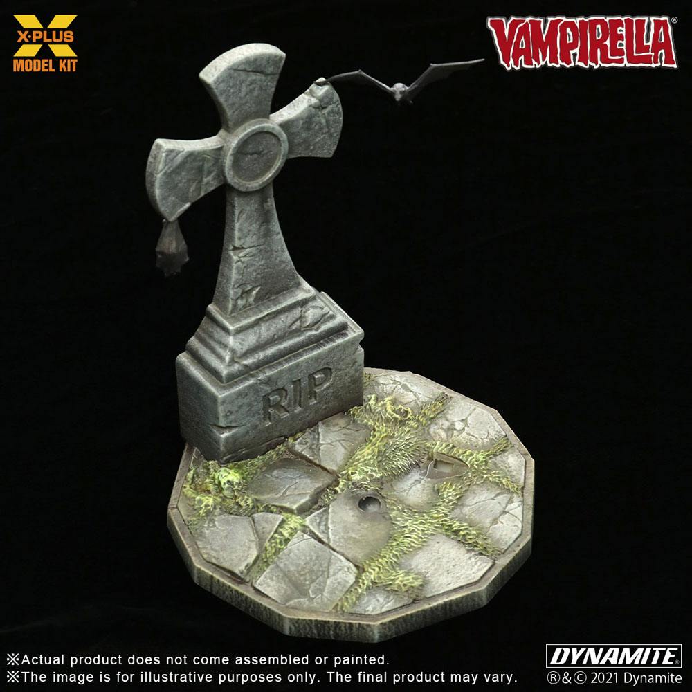 Vampirella Plastic Model Kit 1/8 Vampirella 23 cm - Image 2