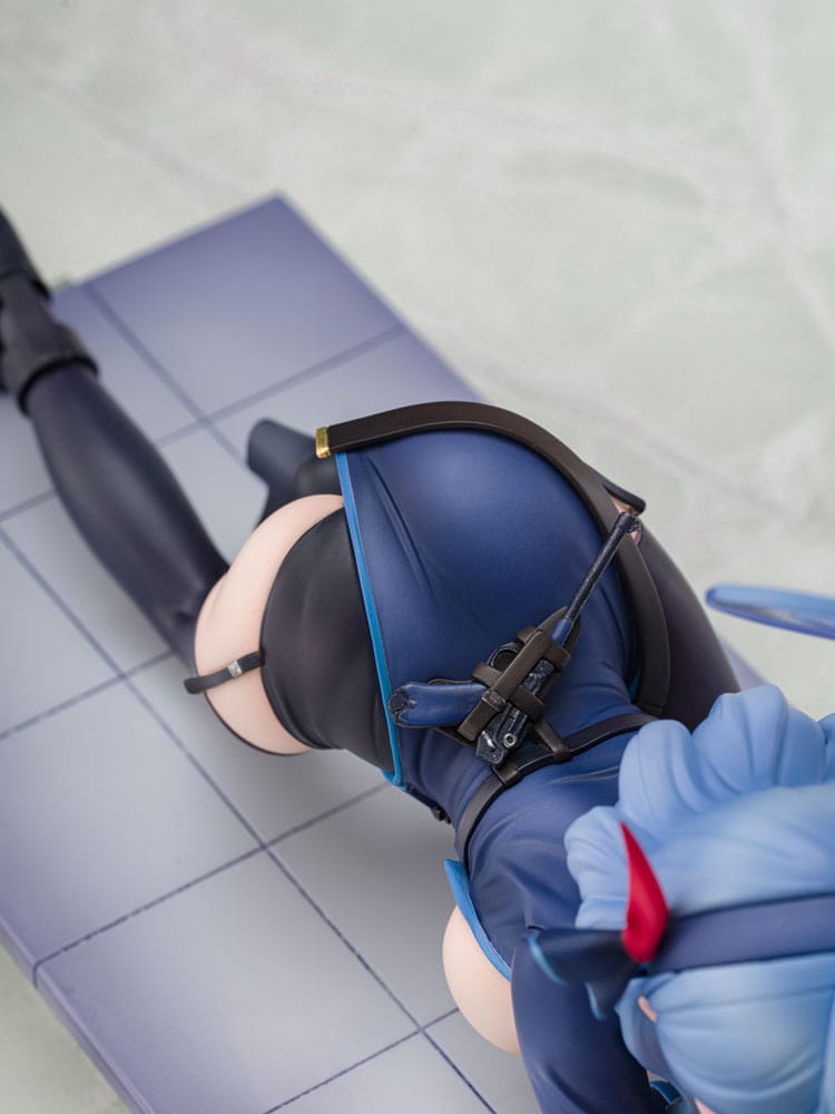 Blue Archive PVC Statue 1/7 Ako Memorial Lobby Ver. 23 cm - Image 3