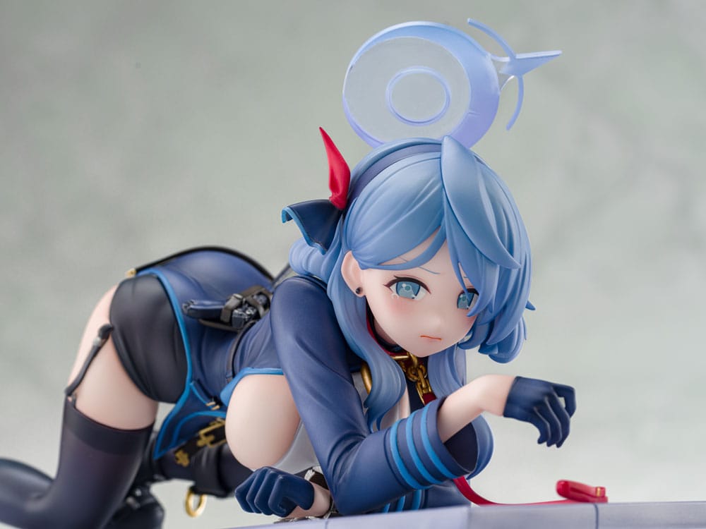 Blue Archive PVC Statue 1/7 Ako Memorial Lobby Ver. 23 cm - Image 4