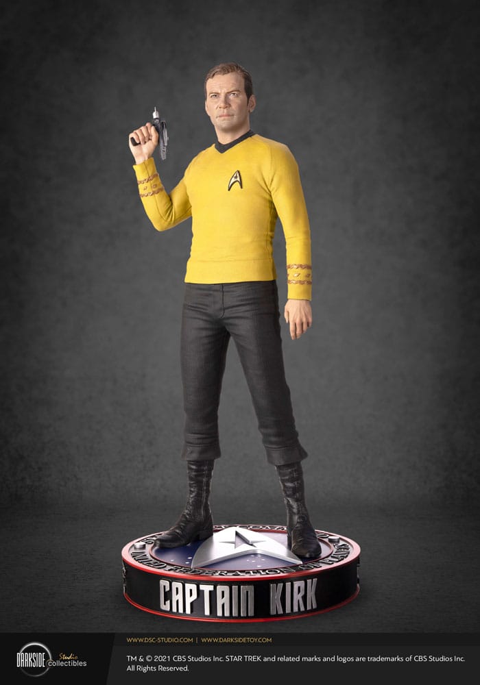 Star Trek Musuem Statue 1/3 Captain James T Kirk 64 cm - Image 2