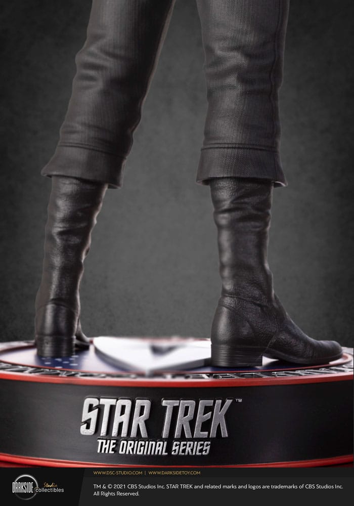 Star Trek Musuem Statue 1/3 Captain James T Kirk 64 cm - Image 15