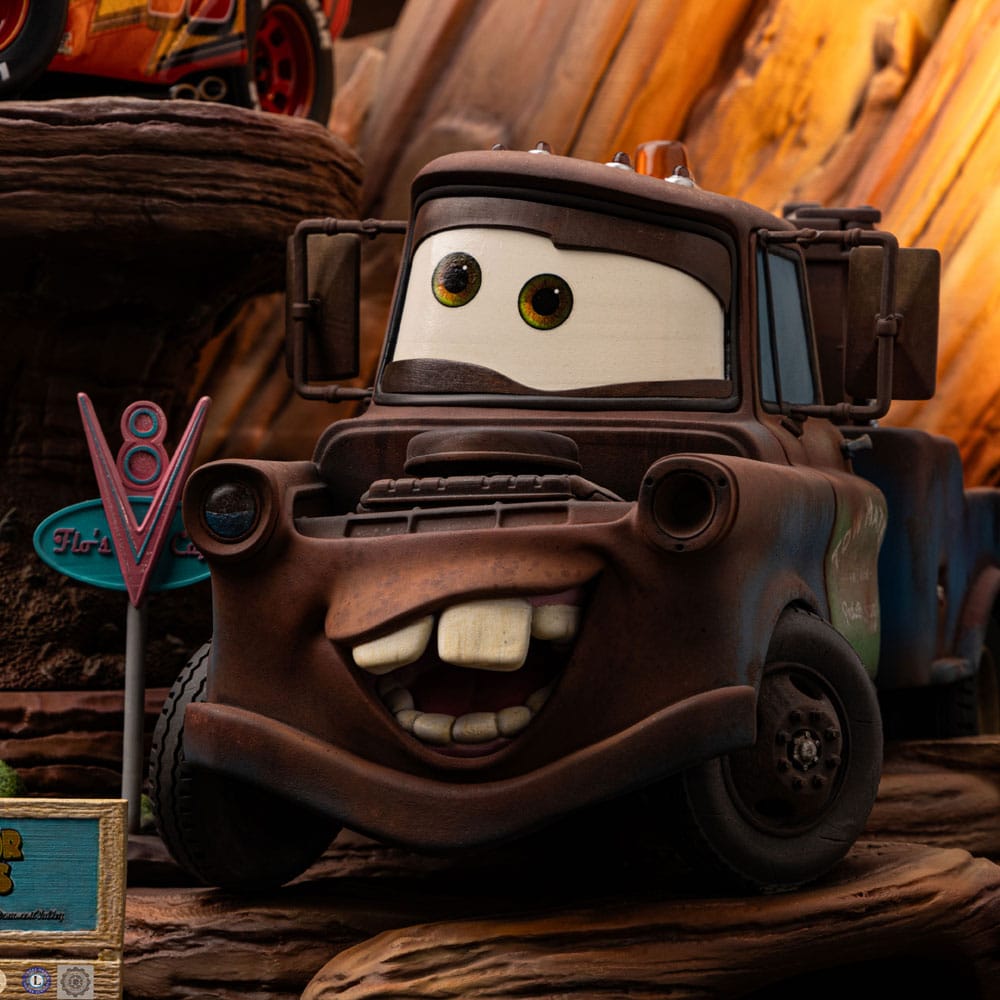 Cars Deluxe Art Scale Statue 1/10 Lightning Mcqueen & Tow Mater 31 cm - Image 4