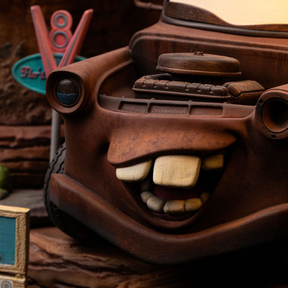 Cars Deluxe Art Scale Statue 1/10 Lightning Mcqueen & Tow Mater 31 cm - Image 7