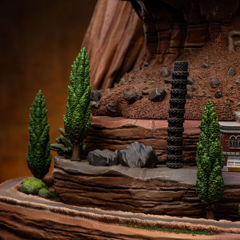 Cars Deluxe Art Scale Statue 1/10 Lightning Mcqueen & Tow Mater 31 cm - Image 8