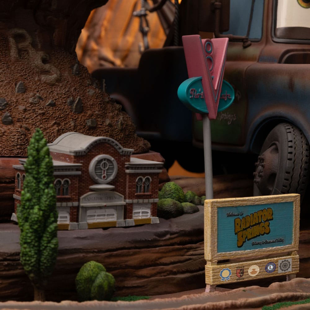 Cars Deluxe Art Scale Statue 1/10 Lightning Mcqueen & Tow Mater 31 cm - Image 9