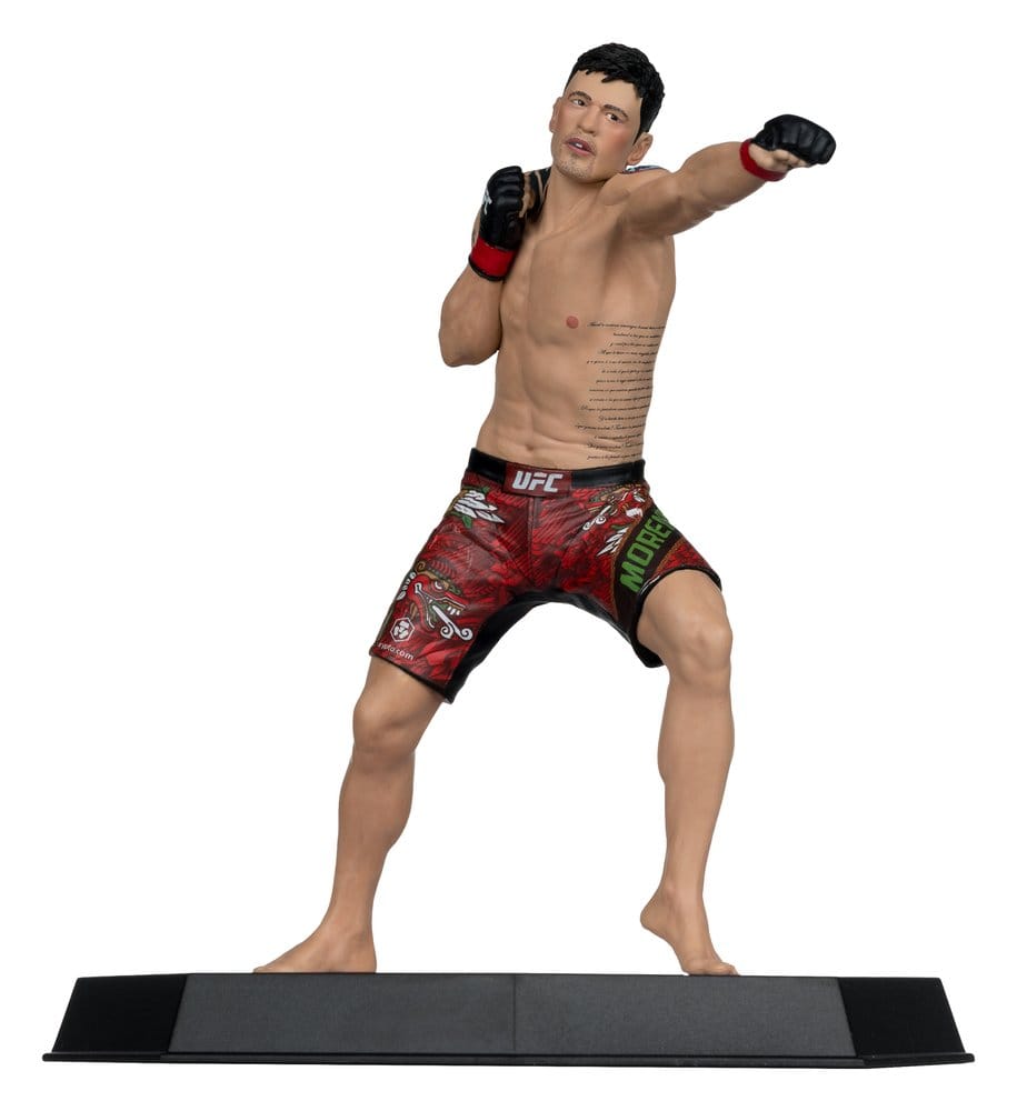 UFC Posed PVC Statue Brandon Moreno 16 cm - Image 2