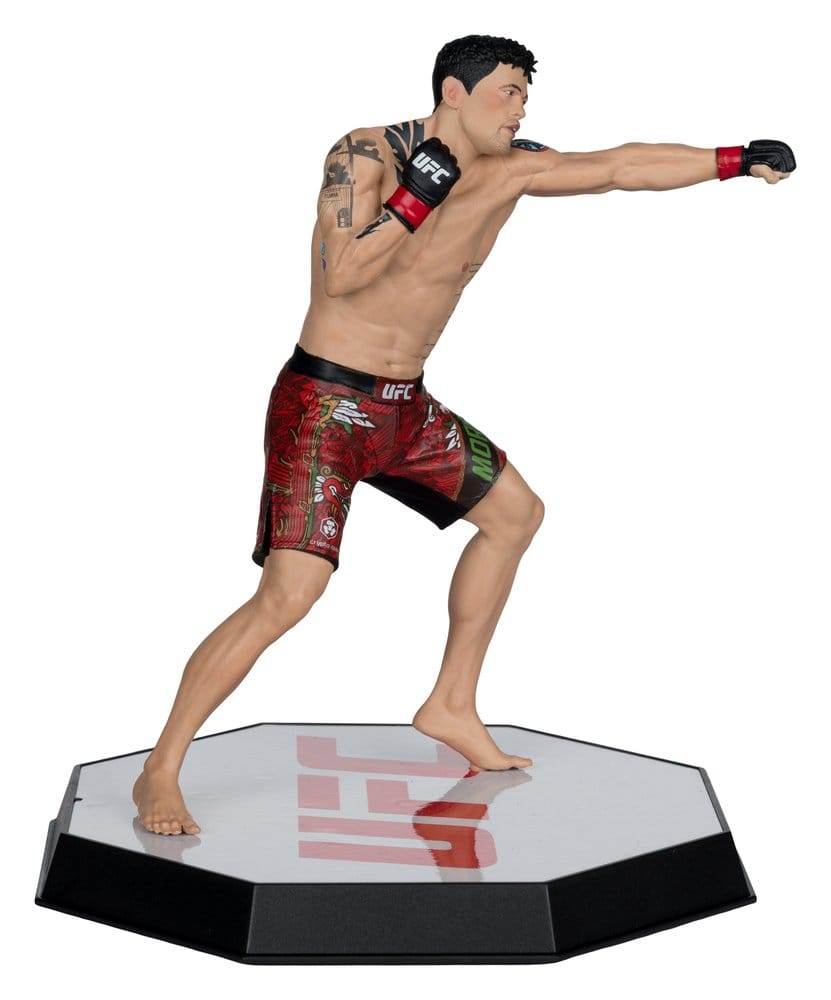 UFC Posed PVC Statue Brandon Moreno 16 cm - Image 3
