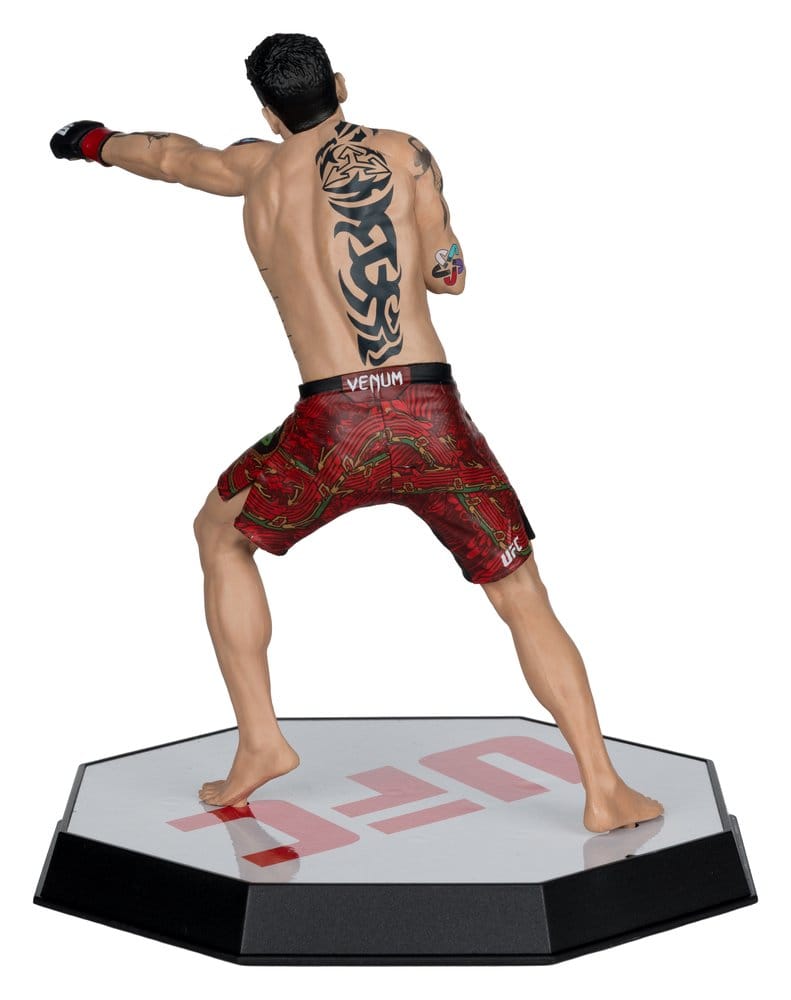 UFC Posed PVC Statue Brandon Moreno 16 cm - Image 4