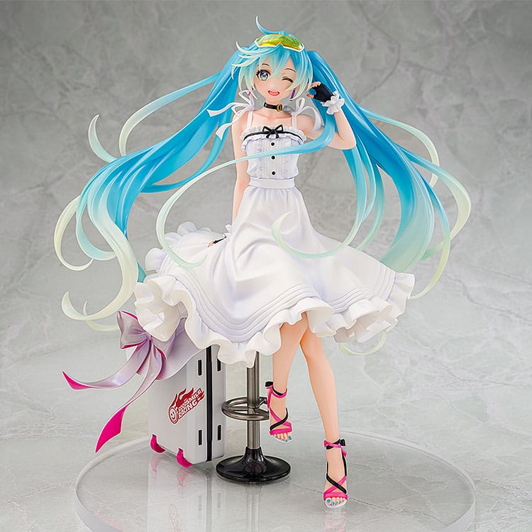Hatsune Miku GT Project Original PVC Statue 1/7 Vacation Style Ver. 24 cm - Image 12