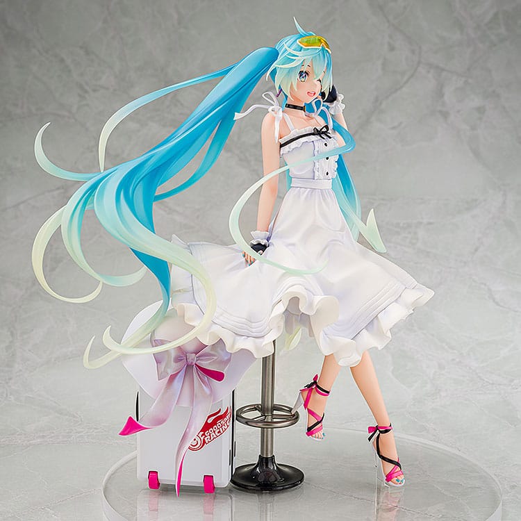 Hatsune Miku GT Project Original PVC Statue 1/7 Vacation Style Ver. 24 cm - Image 13