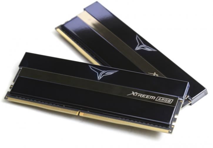 TEAM GROUP XTREEM ARGB DDR4 16GB 3200MHz KIT BLACK