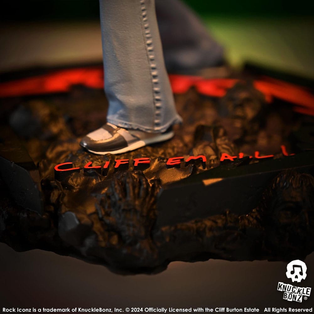 Metallica Rock Iconz Statue Cliff Burton II 22 cm - Image 20