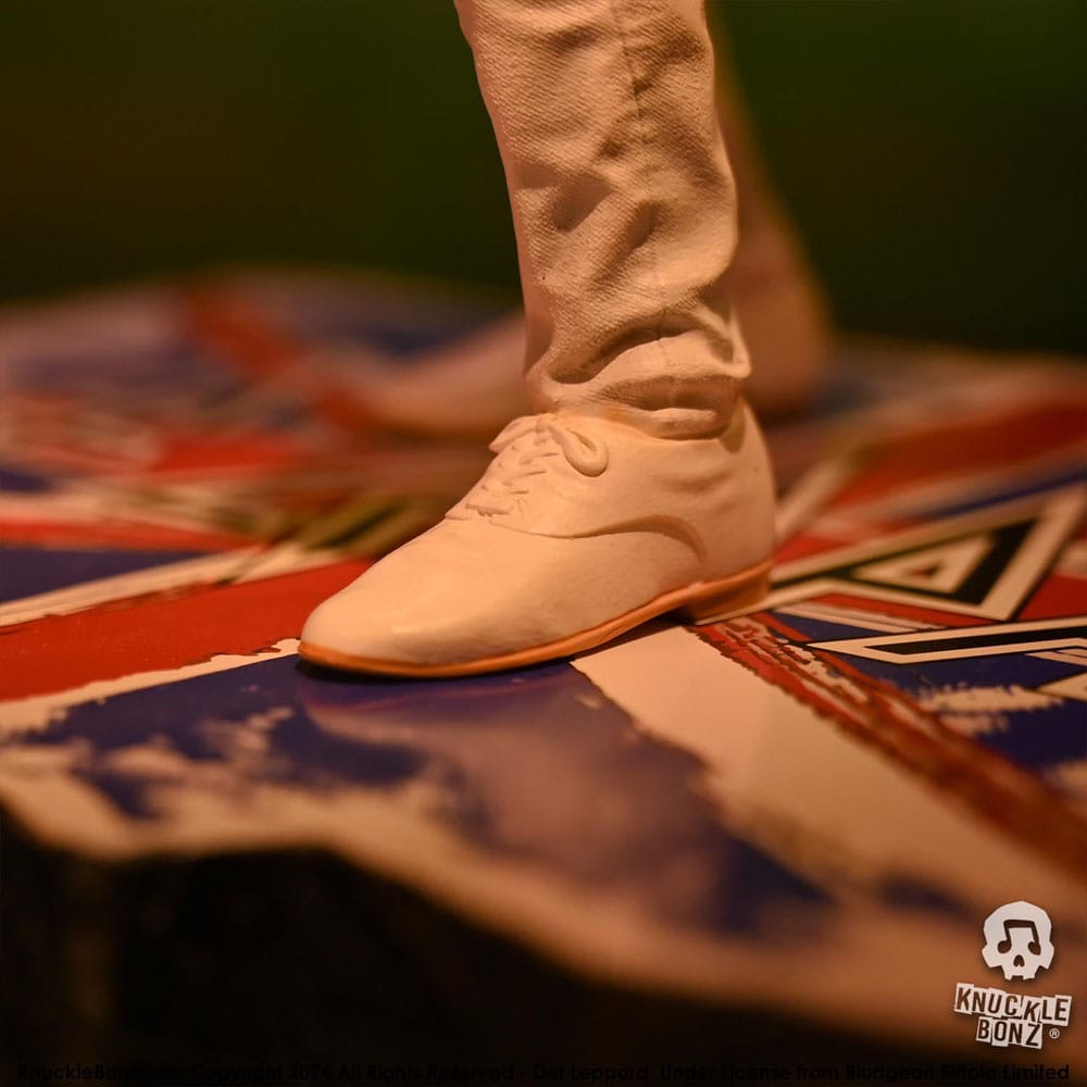 Def Leppard Rock Iconz Statue Rick Savage 24 cm - Image 8