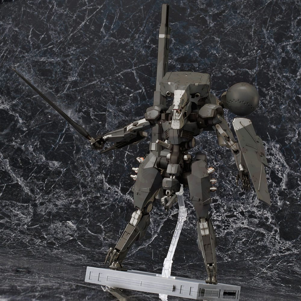 Metal Gear Solid V Plastic Model Kit 1/100 Metal Gear Sahelanthropus Black Ver. 36 cm - Image 6