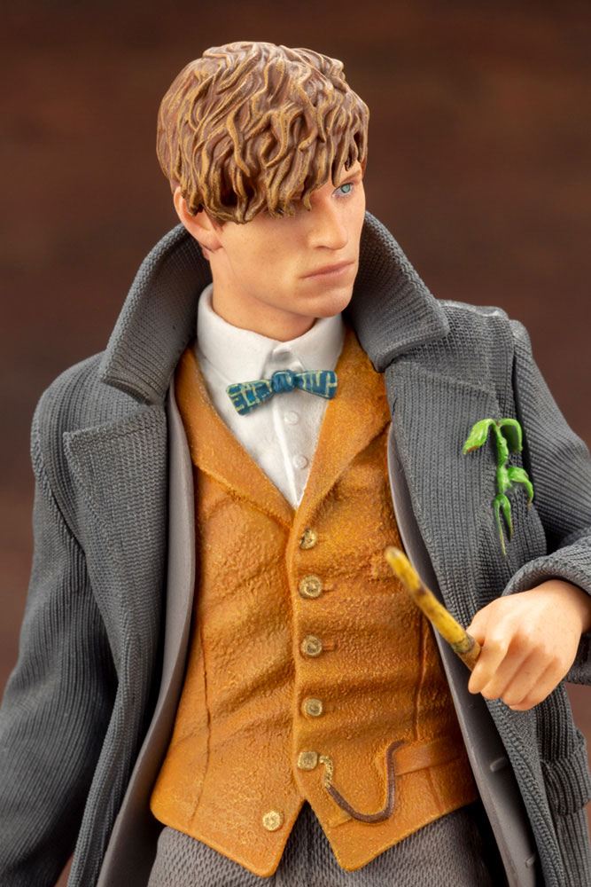 Fantastic Beasts 2 ARTFX+ PVC Statue 1/10 Newt Scamander 18 cm - Image 11