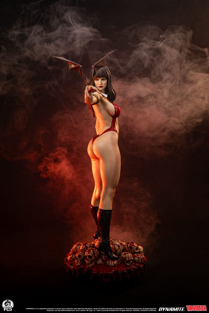 Vampirella Statue 1/2 Vampirella 112 cm - Image 2