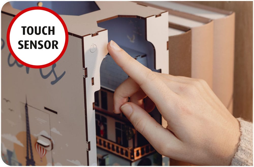 Paris Tiny Adventures Book Nook Mini Diorama 23 cm - Image 8