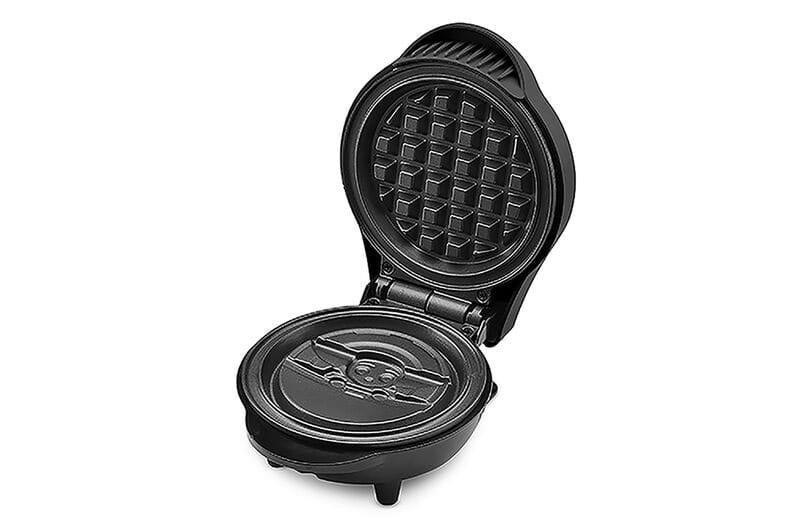 Star Wars The Mandalorian Waffle Maker The Child - Image 8
