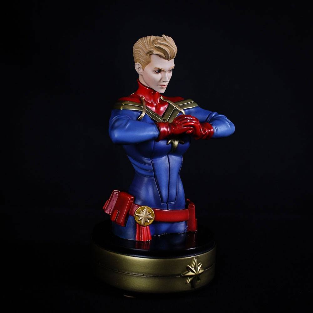 Captain Marvel Bust Captain Marvel 20 cm - Image 4