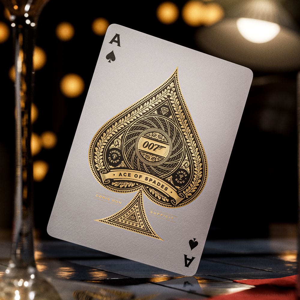 James Bond Playing Cards Box Set James Bond Gold Edition - Image 2