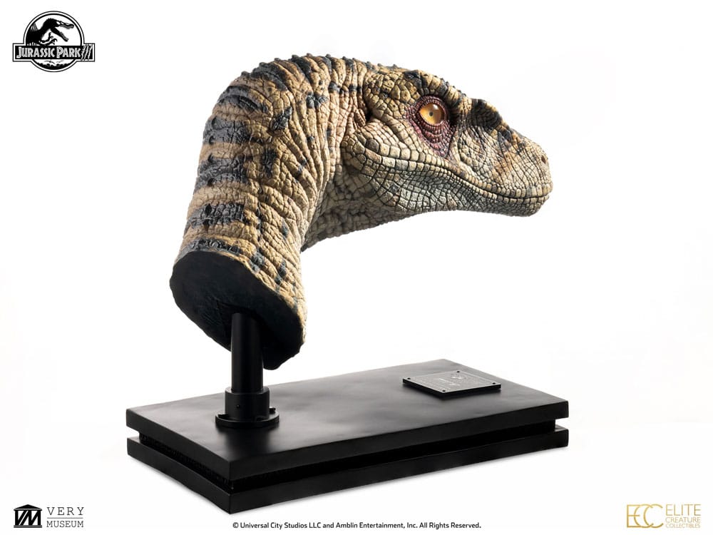 Jurassic Park III Bust Female Velociraptor White Queen 75 cm - Image 4