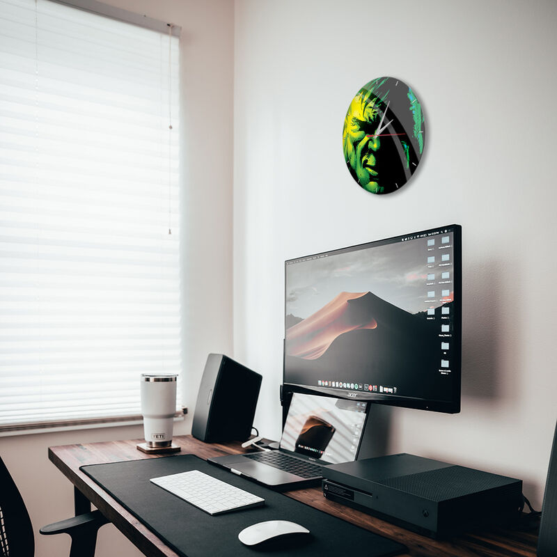 Marvel Hulk wall clock - Image 3