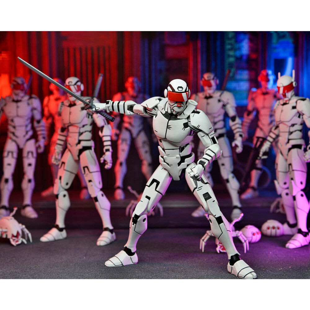 Teenage Mutant Ninja Turtles The Last Ronin Ultimate Elite Synja Patrol Bot figure 18cm - Image 4