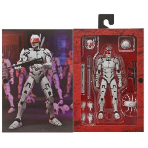 Teenage Mutant Ninja Turtles The Last Ronin Ultimate Elite Synja Patrol Bot figure 18cm