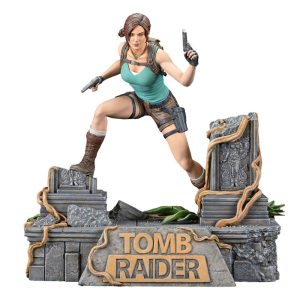 Tomb Raider Lara Croft figure 24cm
