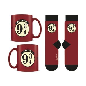 Harry Potter Platform 9 3/4 Mug and Socks set