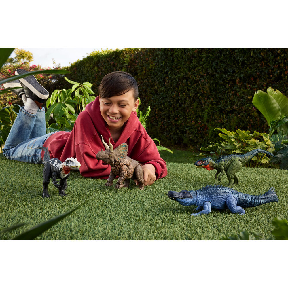 Jurassic World Gigantic Trackers assorted dinosaur - Image 6