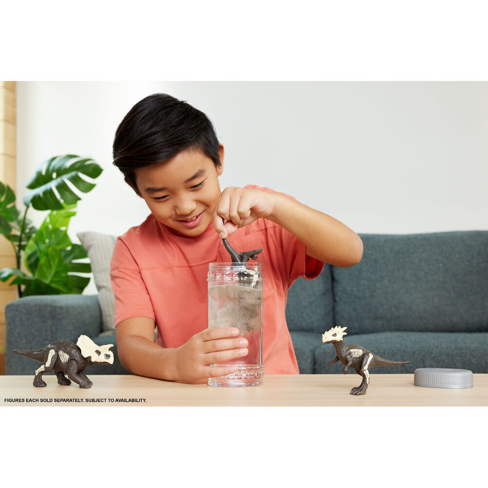 Jurassic World Dino Reveal assorted dinosaur - Image 7