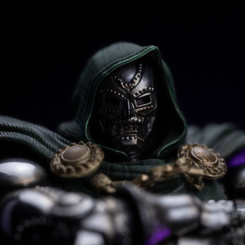 The Infinity Gauntlet Marvel Legends Diorama Statue 1/10 Doctor Doom Deluxe Edition 42 cm - Image 9
