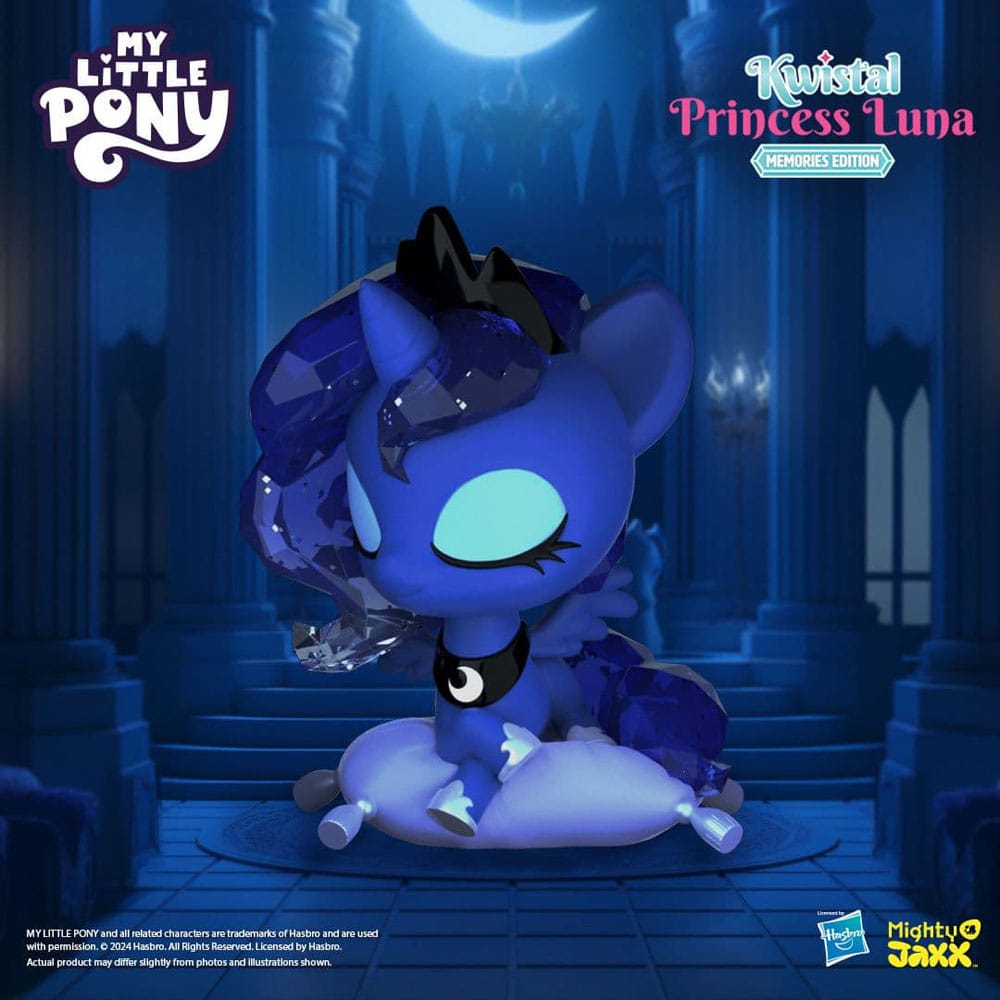 My Little Pony Vinyl Figure Princess Luna Memories Edition 15 cm - Image 2