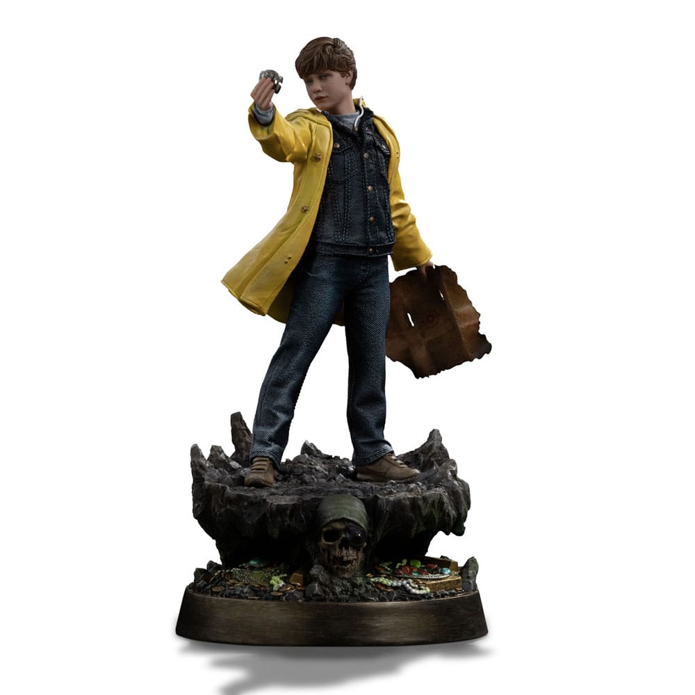 The Goonies Art Scale Statue 1/10 Mikey Walsh (40th anniversary) 21 cm