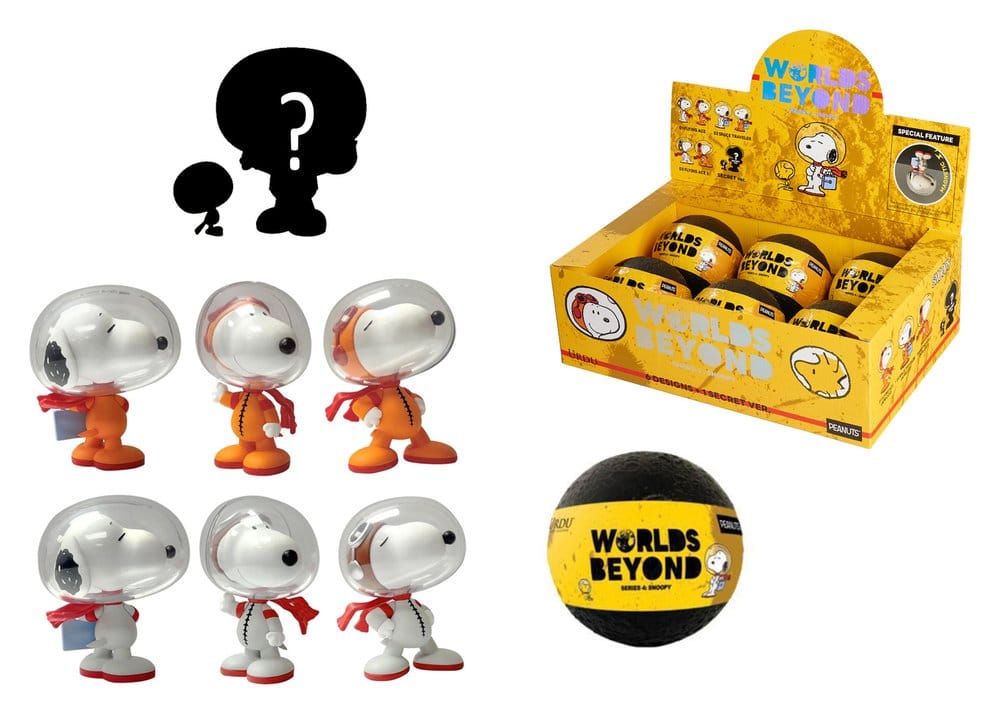 Peanuts Figures Worlds Beyond Snoopy Capsule Display (6)